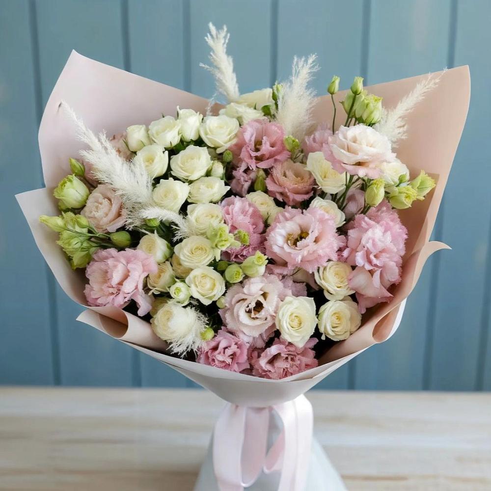 Букет цветов из: Альстромерии и Розы в Амерево