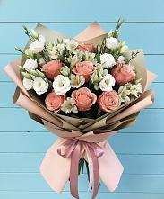 Букет цветов из:  Розы, Альстромерии и Лизиантусы в Амерево
