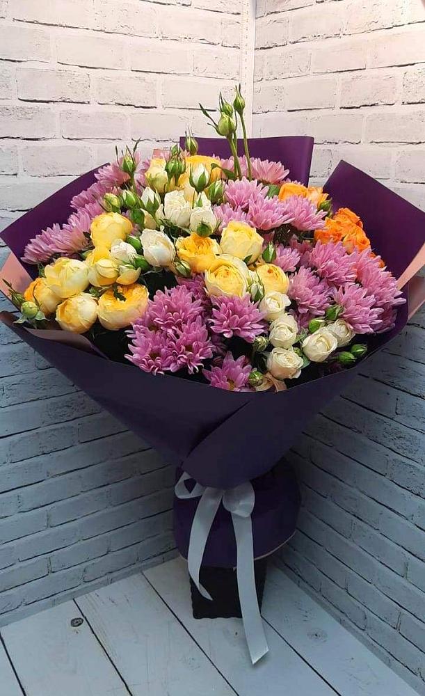 Букет цветов из: Хризантемы и Розы в Амерево