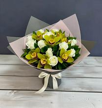 Букет цветов из:  Орхидеи и Розы в Амерево