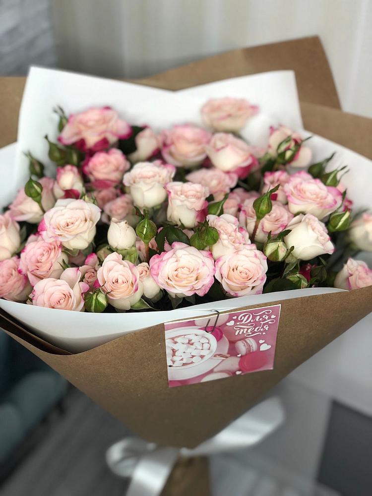 Букет цветов из: Розы в Амерево