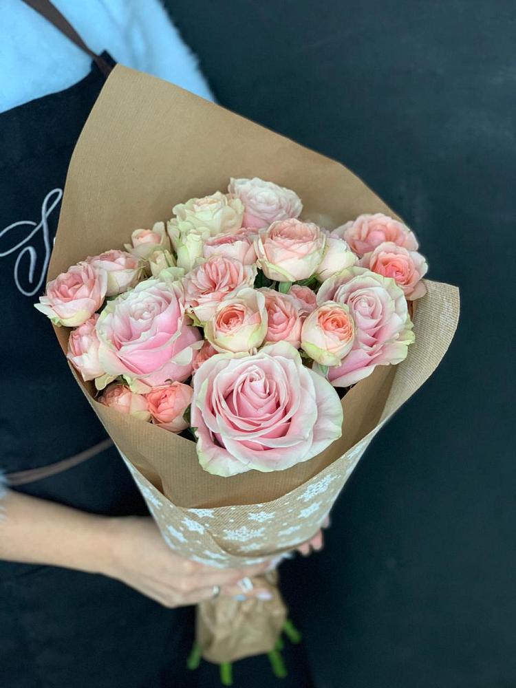 Букет цветов из: Хризантемы и Розы в Амерево