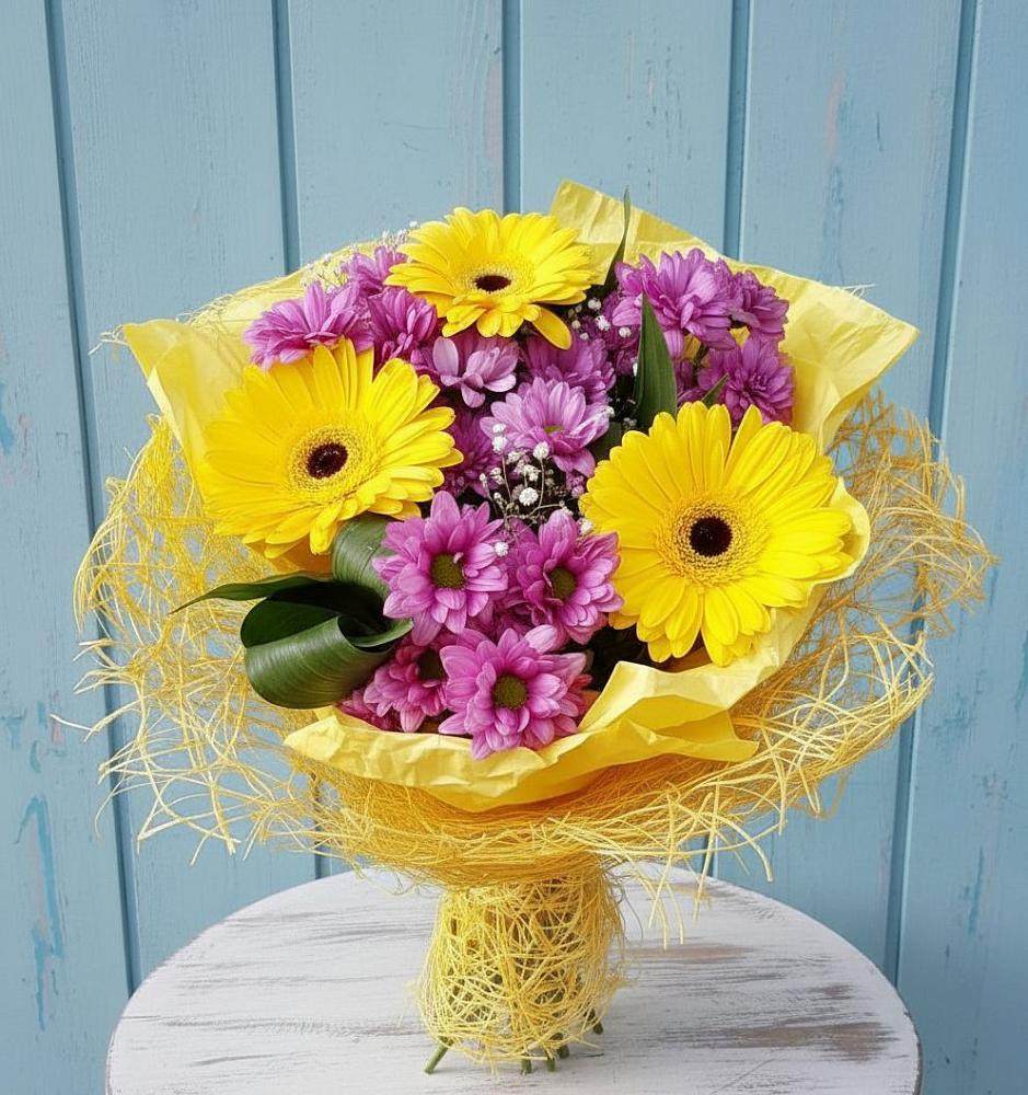 Букет цветов из: Хризантемы и Герберы в Амерево