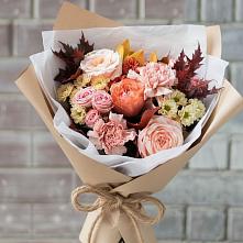 Букет цветов из:  Гвоздики, Хризантемы и Розы в Амерево